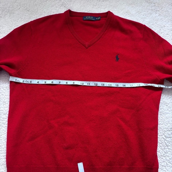 Ralph Lauren 100% Wool Men's V-Neck Sweater in Bold Red - Picture 5 of 7